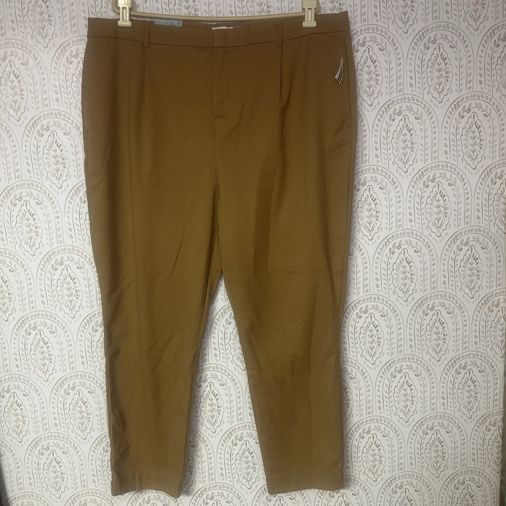 Old Navy‎ Pixie Stretch Womens Size 18 Plus Sized Tan High Rise Pockets